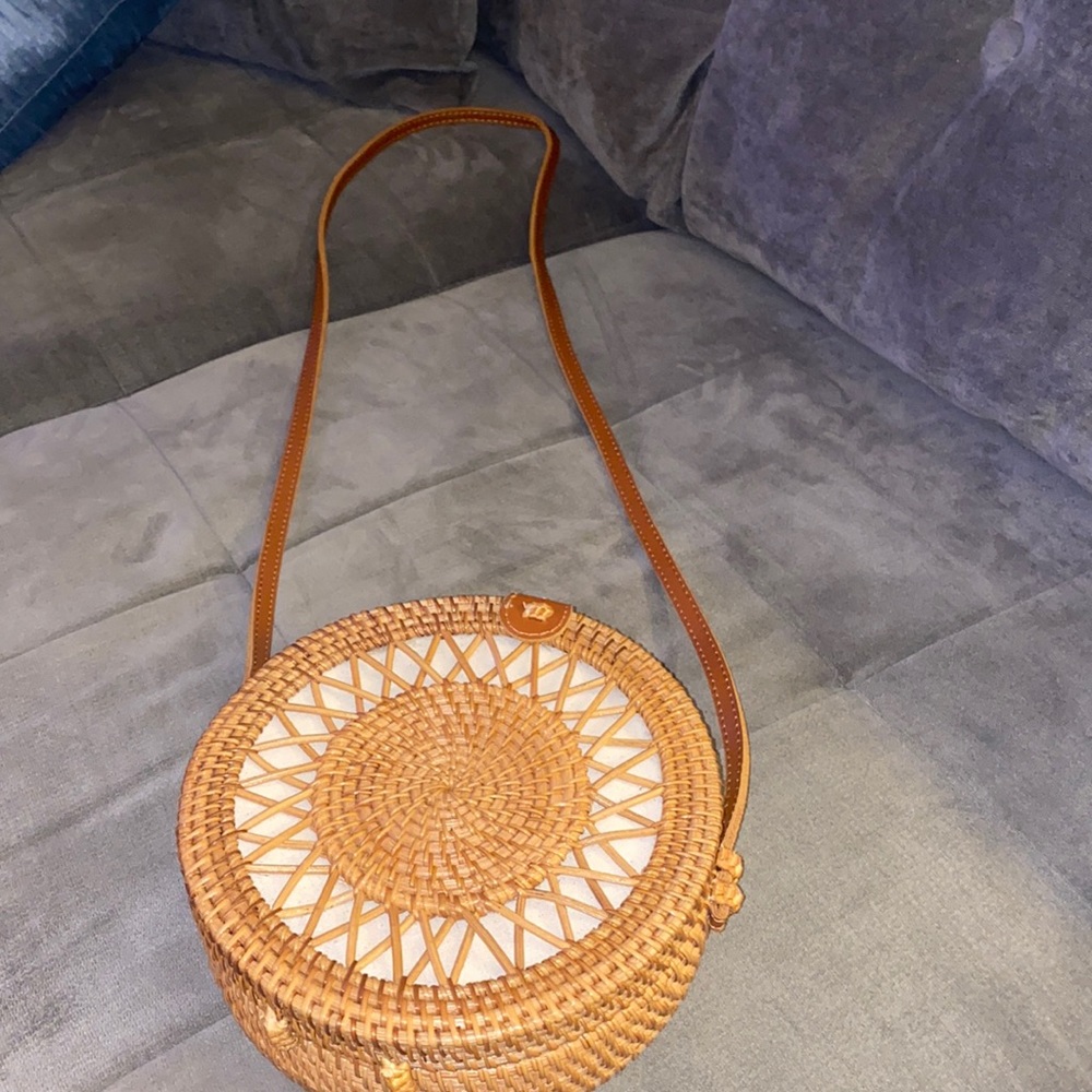 Round Purse